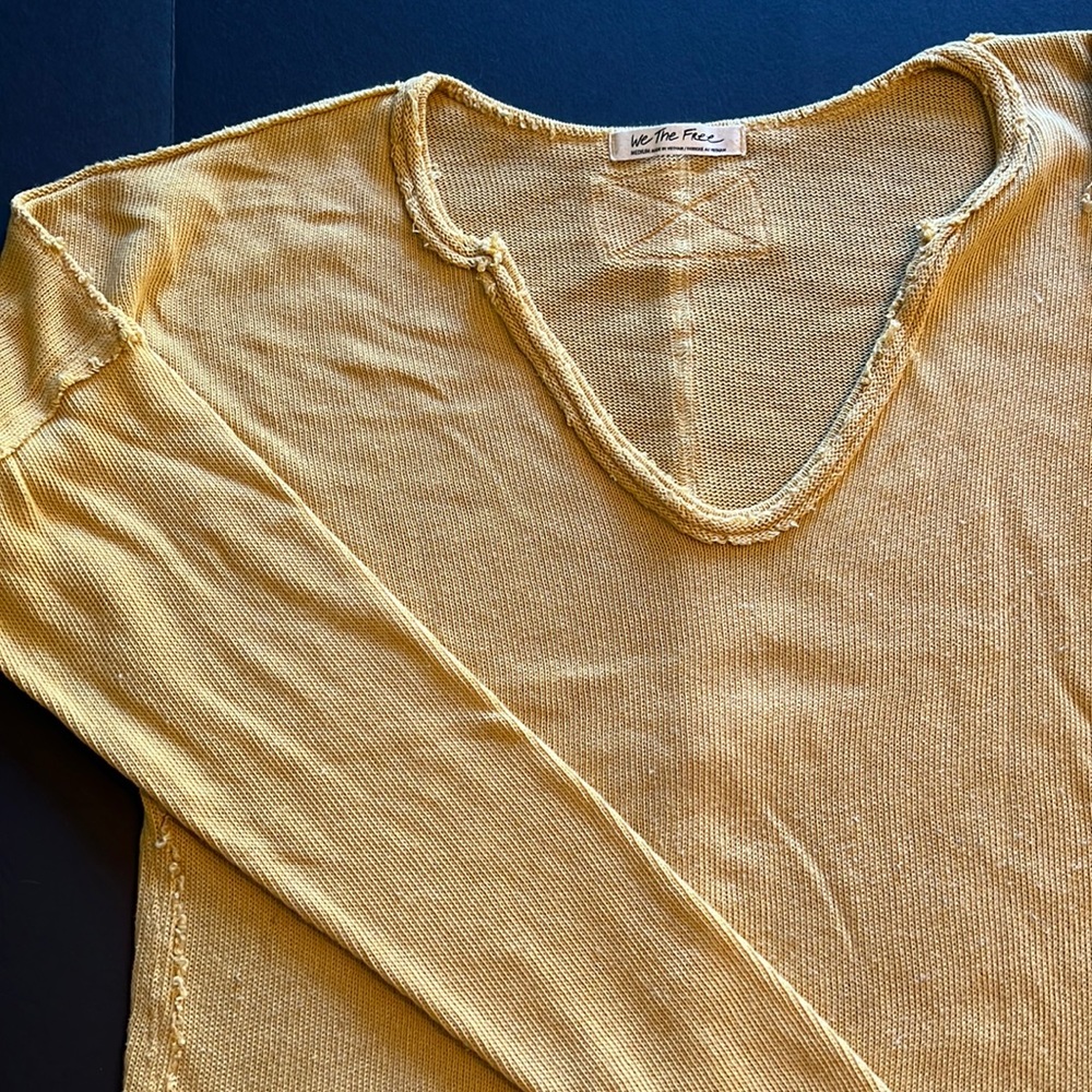 Free People distressed gold, dolman sleeve, V-neck sweater/raw edges-pilling - Picture 2 of 10